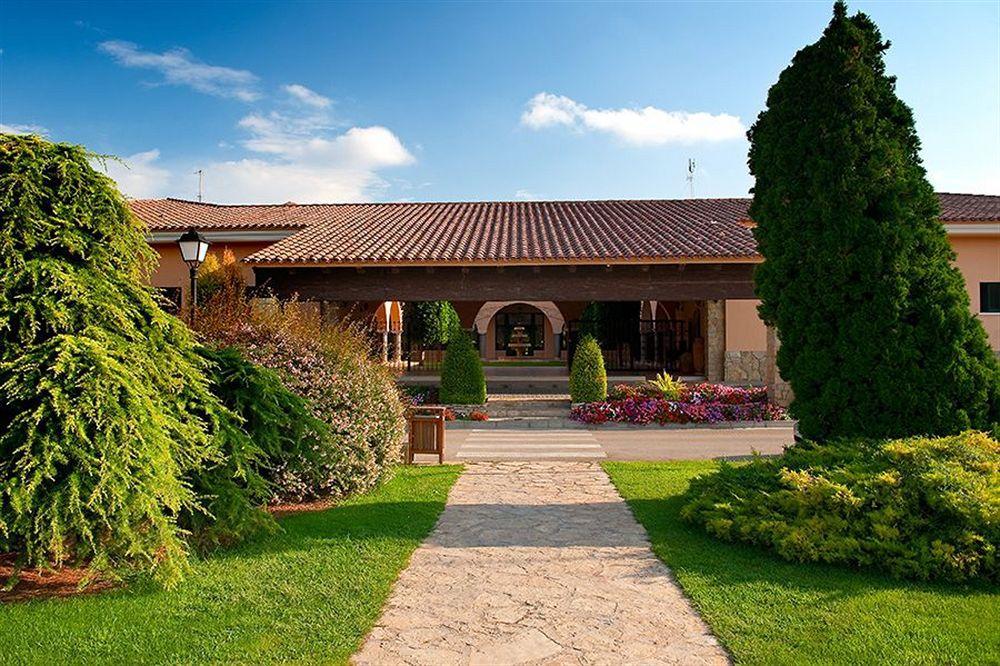 Hacienda Sant Jordi Golf & Resort Exterior photo