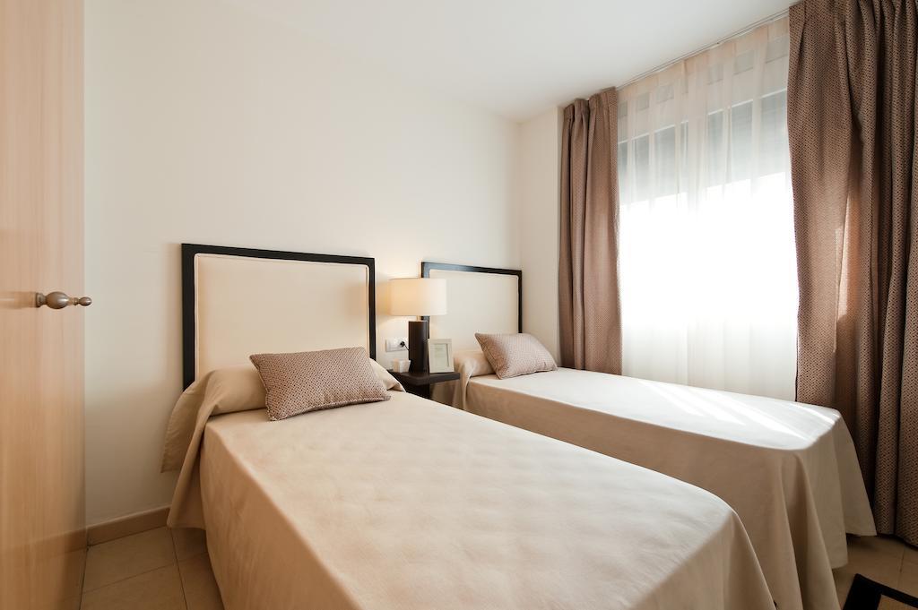 Hacienda Sant Jordi Golf & Resort Room photo