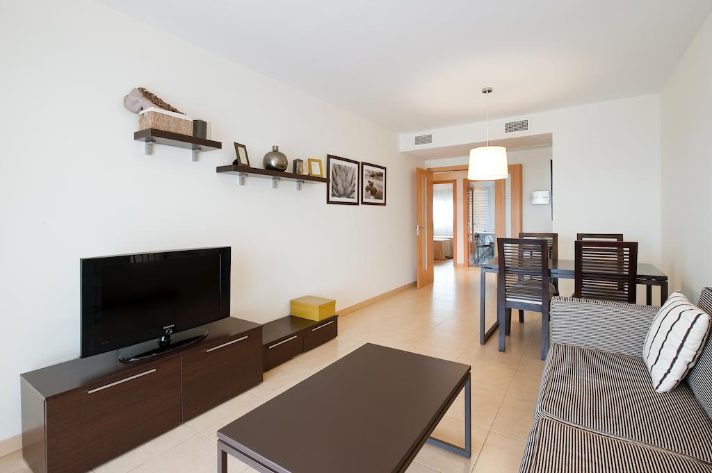 Hacienda Sant Jordi Golf & Resort Room photo